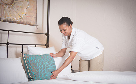 Tropical Islands is looking for reinforcement in the area of cleaning / housekeeping. ©Tropical Islands Tropical Islands is looking for reinforcement in the area of cleaning / housekeeping. ©Tropical Islands